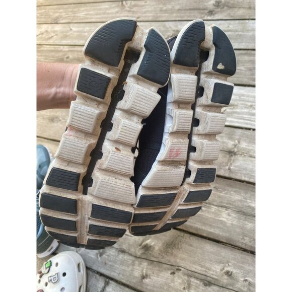 On Running Cloud 5 Women’s Size 9 B ‘Black/White’ Running Shoes 59.98904 - Picture 8 of 8